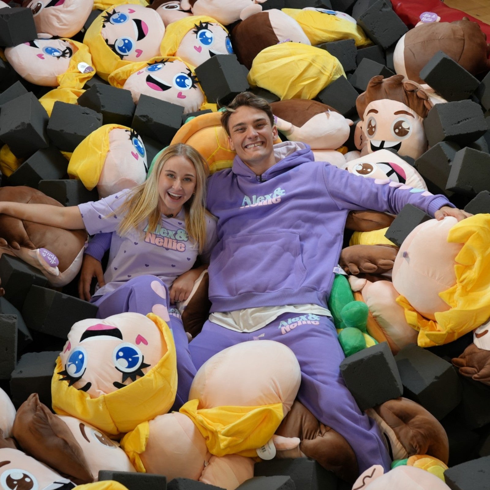 Nellie - Squish Heads 40CM